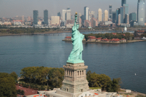 Статуя Свободы — Джерси-Сити