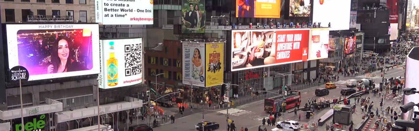 HeliNY Unveils Times Square Billboard Experience for Flyers